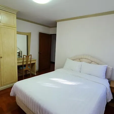 Service Apartment Thong Lo Ekkamai Prompong Bangkok Exterior photo