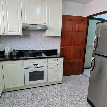 Service Apartment Thong Lo Ekkamai Prompong Bangkok Exterior photo