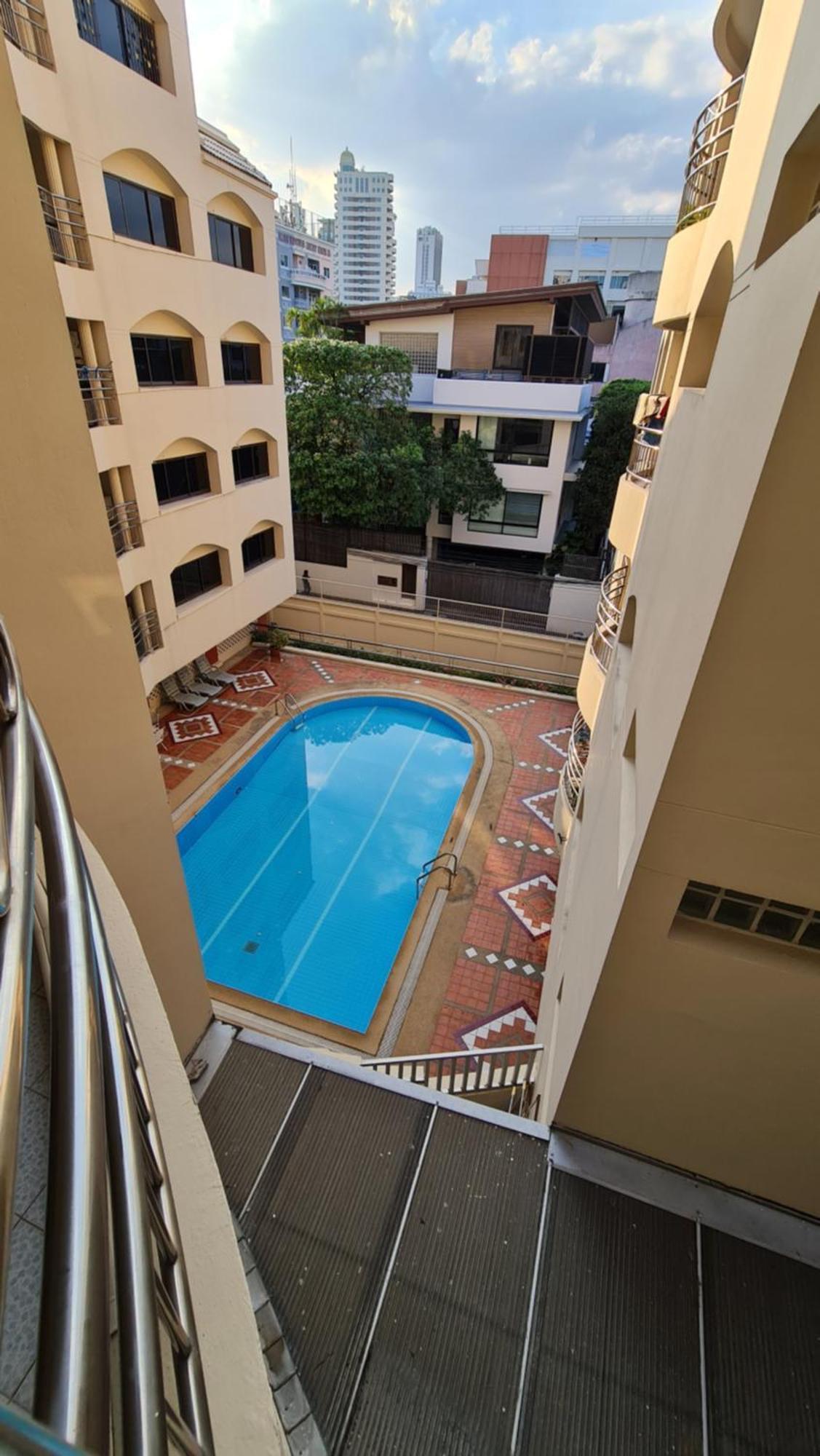 Apartment Service Thong Lo Ekkamai Prompong