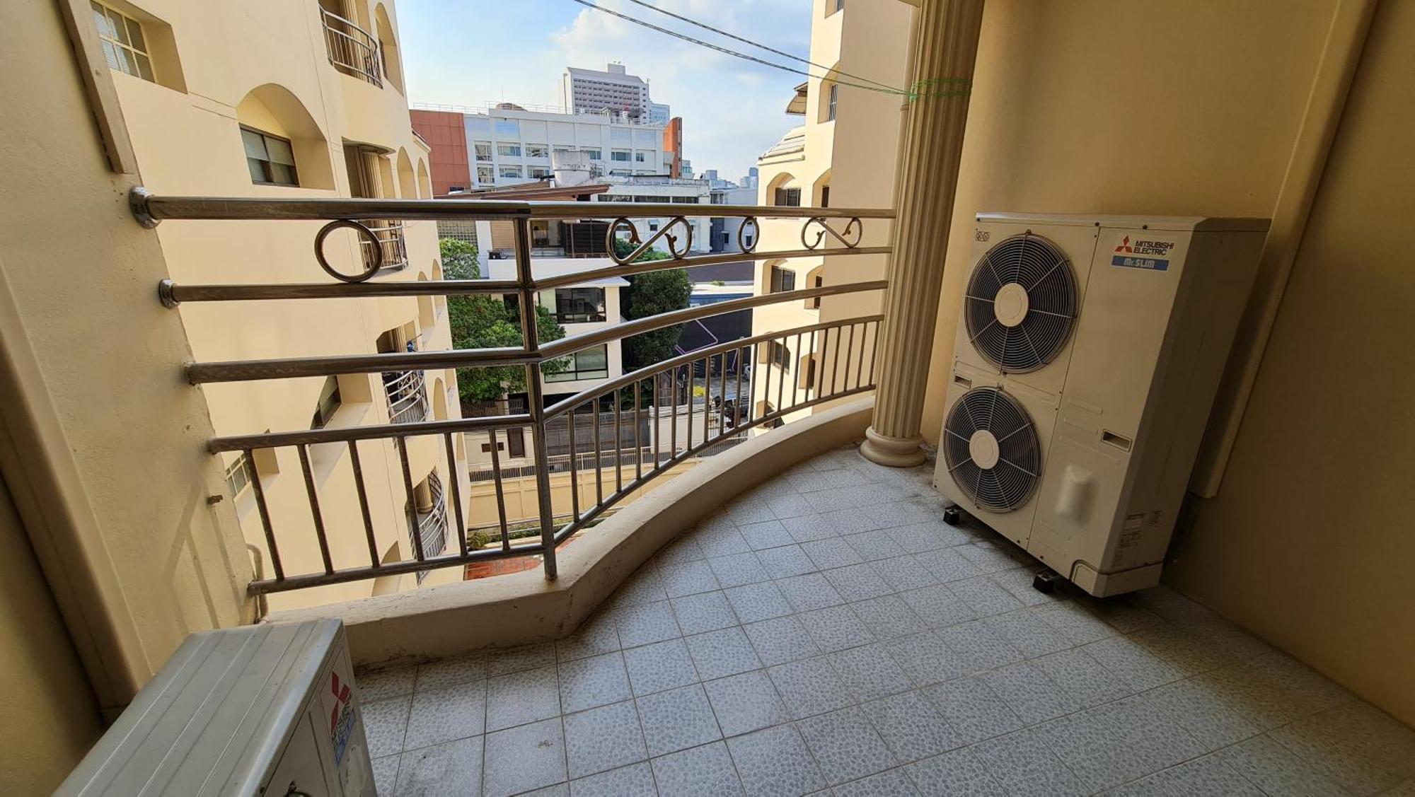 Apartment Service Thong Lo Ekkamai Prompong Bangkok